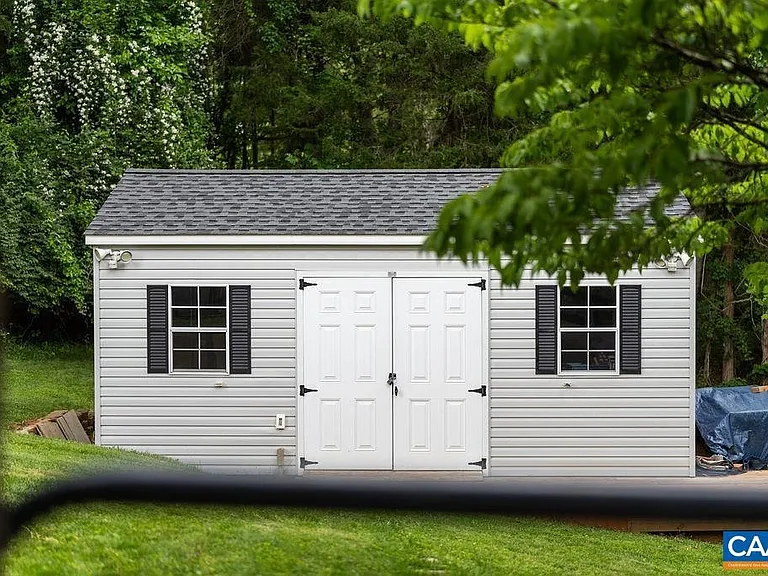 2810 Locust Hill Dr — Photo 38