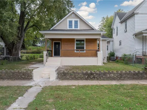 3004 Olive St, Saint Joseph, MO 64507
