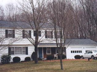 7 Misty Vale Rd, Sandy Hook, CT 06482