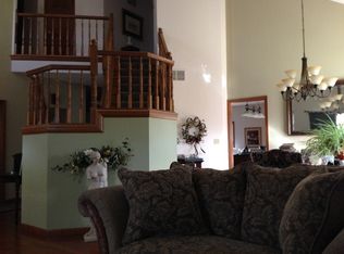 1092 Annandale Rd, New Berlin, IL 62670