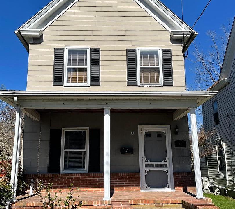 1st image of 307 Willis St