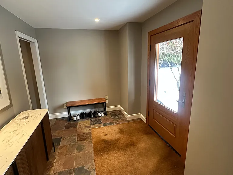 108 Liisas Ln — Photo 2