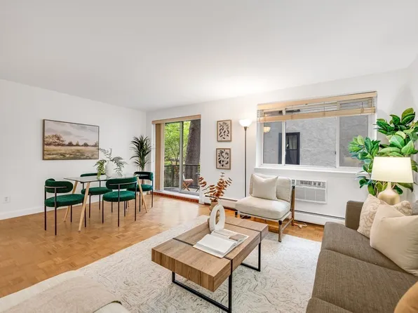 9 Chauncy St APT 20, Cambridge, MA 02138