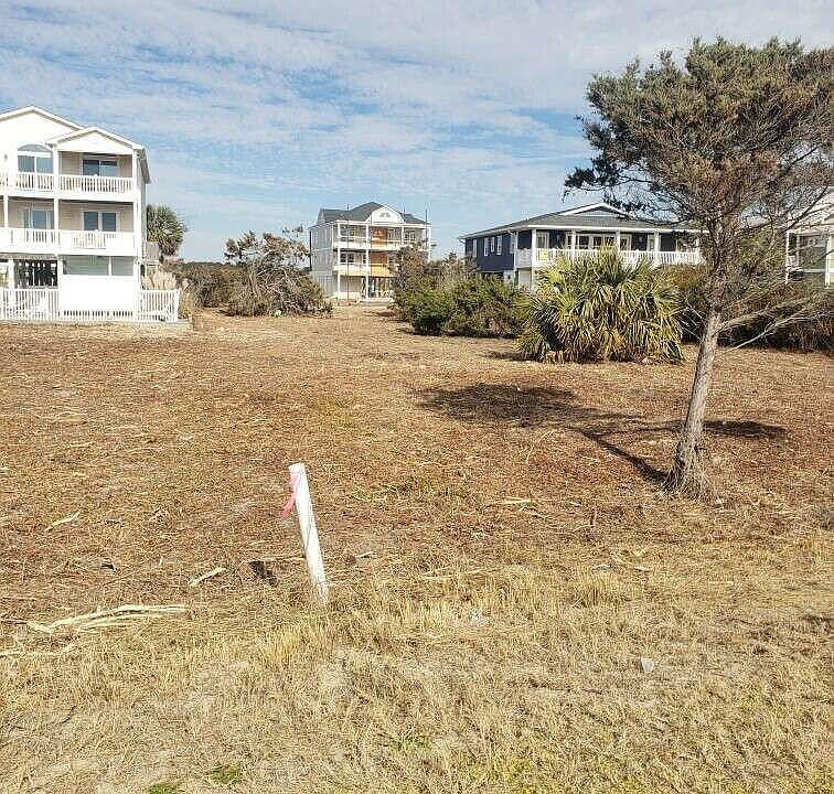 2nd image of 1040 Ocean Blvd W #F