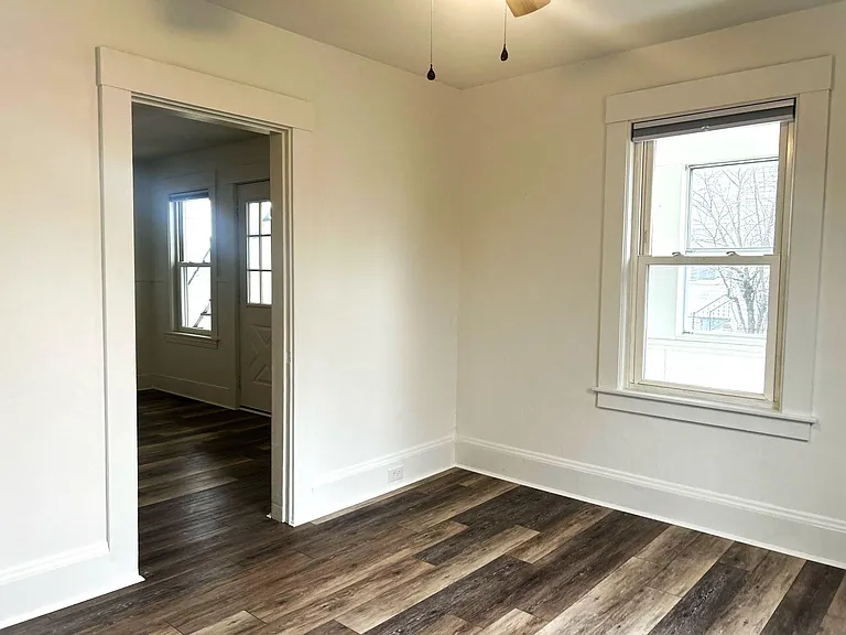 101 Brook St #B — Photo 6