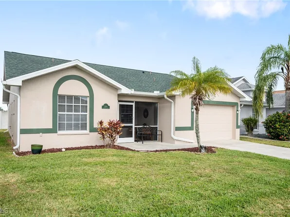 3581 Gloxinia Dr, North Fort Myers, FL 33917