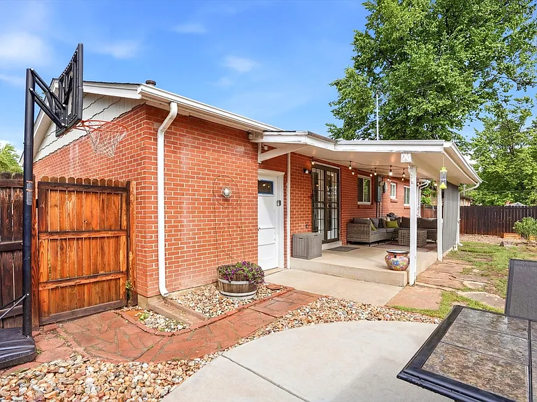 6162 Jellison Way — Photo 44