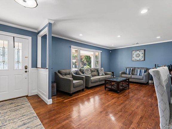 5th image of 41 Longstreet Drive