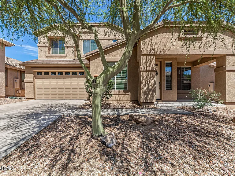 35305 N 31st Dr — Photo 2