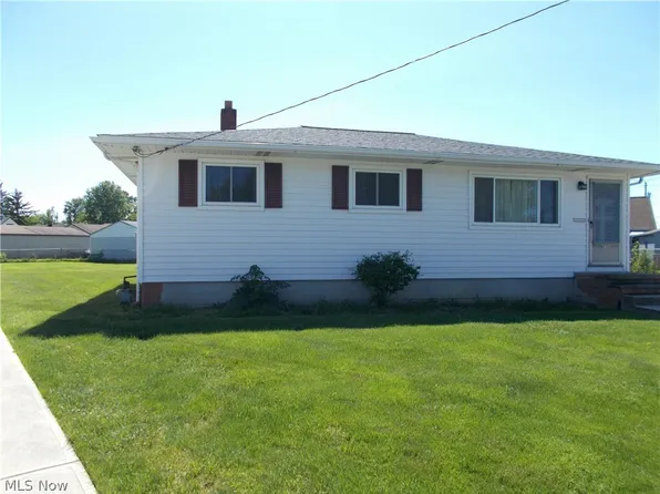 6032 Brook Ct, Brookpark, OH 44142