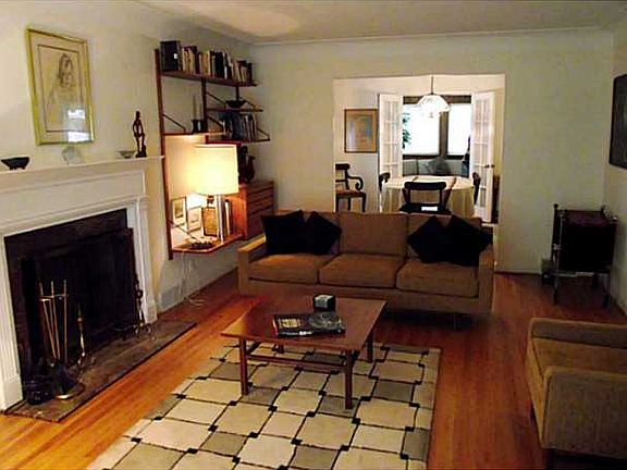 4th image of 2307 Barrington Dr