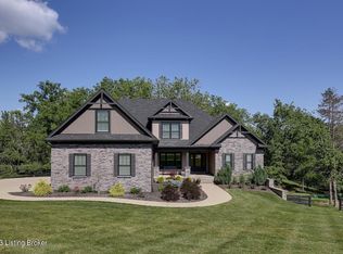 7379 Grand Oaks Dr, Crestwood, KY 40014