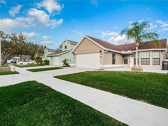 3rd image of 11225 Shadybrook Dr