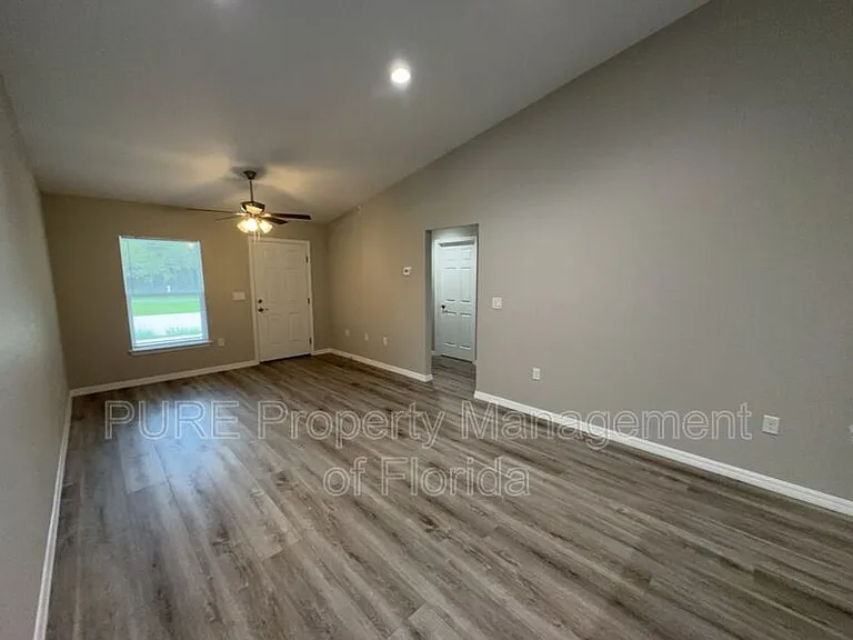 13915 SW 64th Terrace Rd #1 — Photo 5