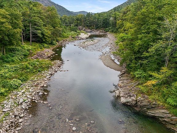 4th image of 4149 Vermont Route 107