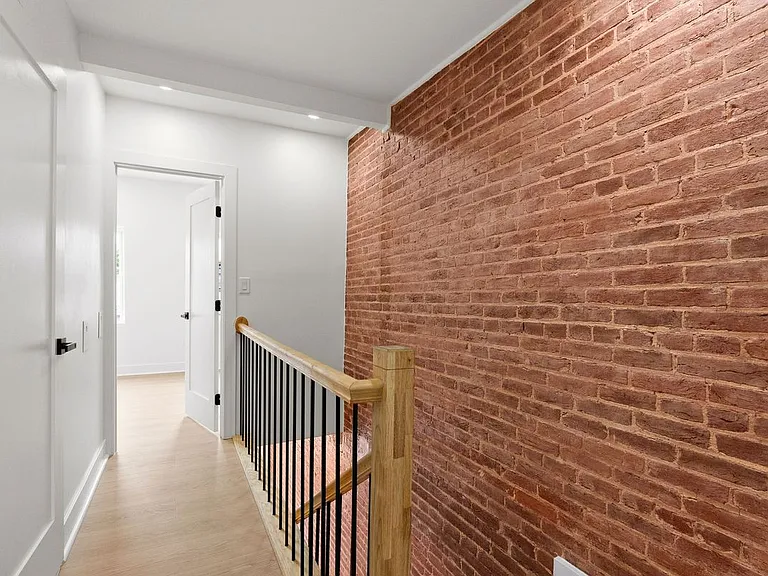203 S Madeira St — Photo 18