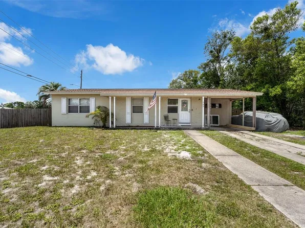 565 S Floyd Cir, Deltona, FL 32725