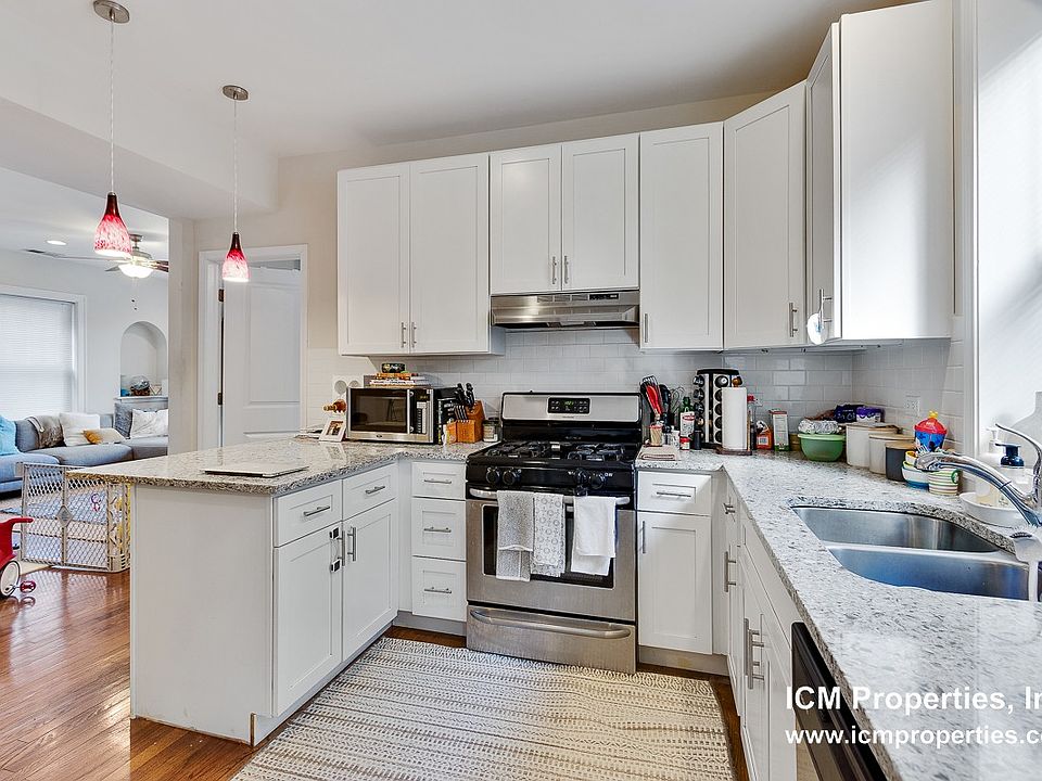 1st image of 4633 N Wolcott Ave #1