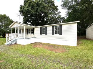 103 Hudgins Lake Rd, Townville, SC 29689