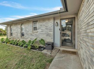 412 Teakwood Ave, Yukon, OK 73099