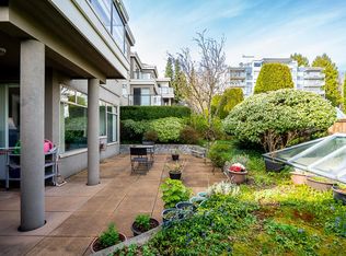 1765 Marine Dr #204, West Vancouver, BC