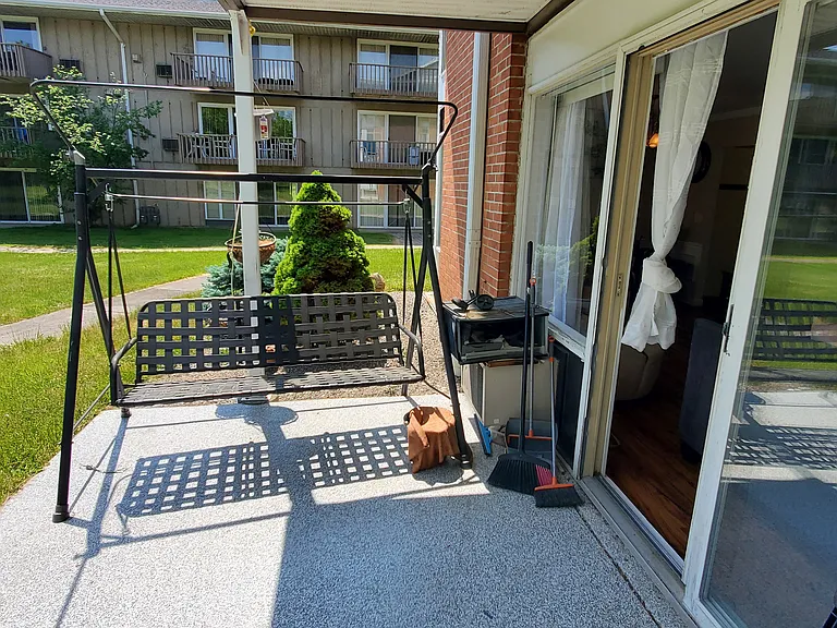 2248 N Triphammer Rd #4 — Photo 20
