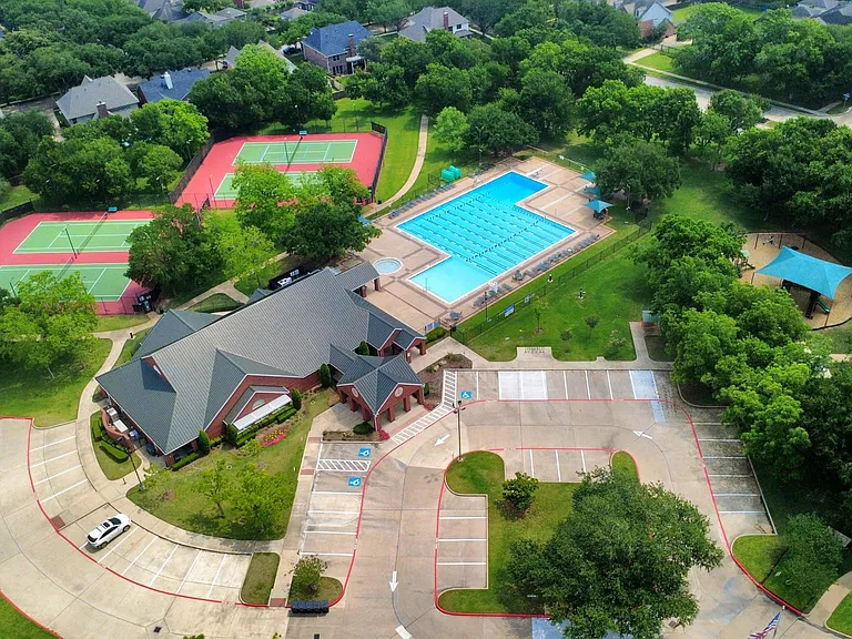 7130 Glenwood Dr — Photo 23