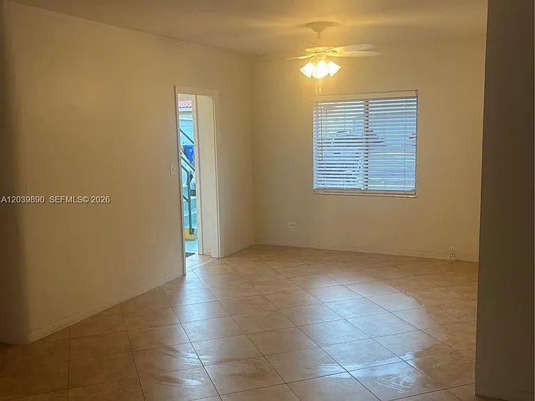719 NE 16th Ave #719B — Photo 7