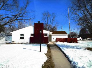 922 Vale St, Bloomington, IL 61701