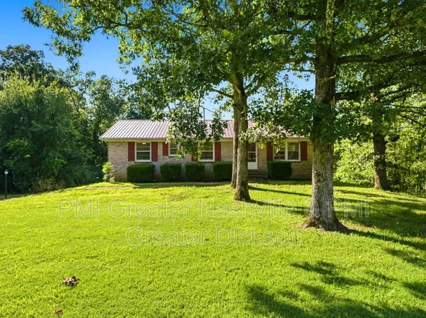 366 N Powers Blvd, Waverly, TN 37185