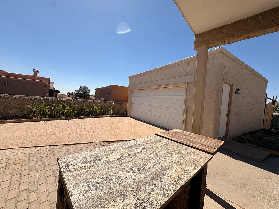 7148 Villa Hermosa Dr