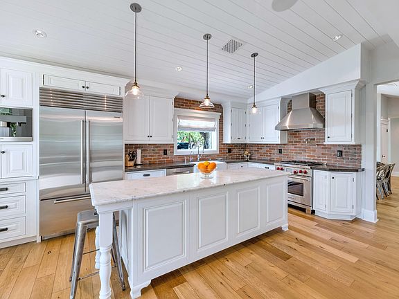 5th image of 6020 E Mariposa St