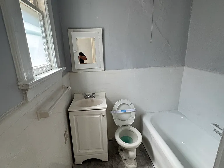 1043 Saint Charles Ave NE #6 — Photo 5