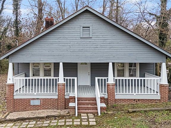 2nd image of 119 Peters St