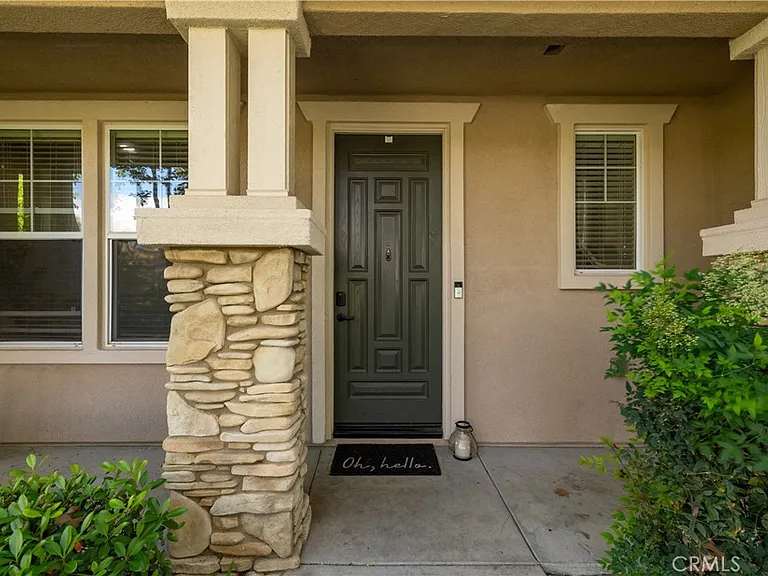30505 Canyon Hills Dr — Photo 3