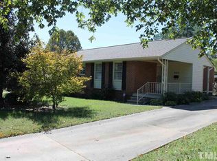 402 Oakgrove Dr, Graham, NC 27253