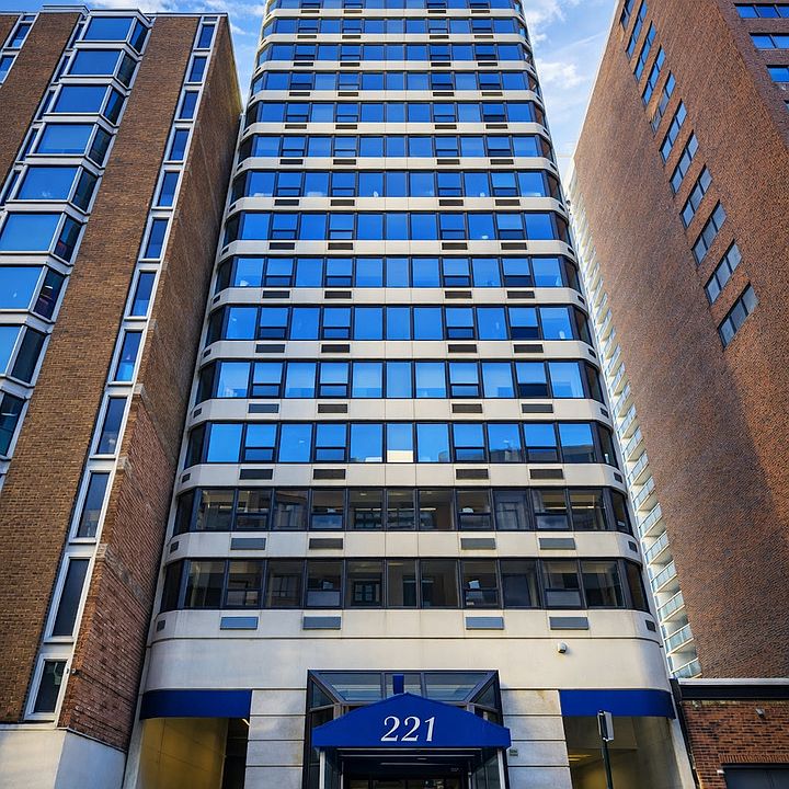 1st image of 221 E Walton St #17E