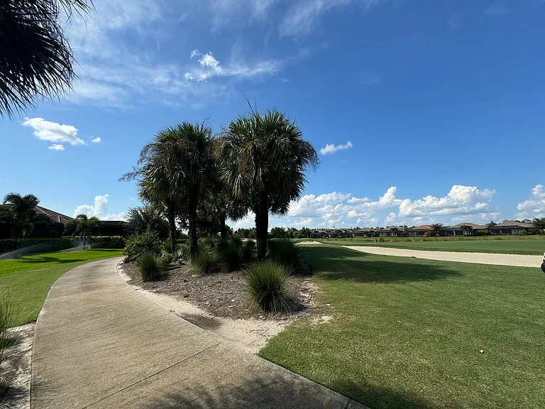 GOLF LEFT_08212024