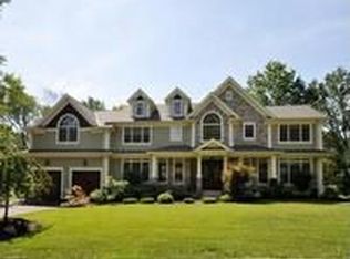 329 Short Dr, Mountainside, NJ 07092