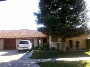 933 Barnett Way, Madera, CA 93637