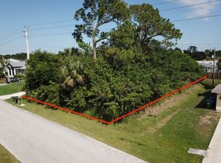 938 Riviera Ave, Sebastian, FL 32958