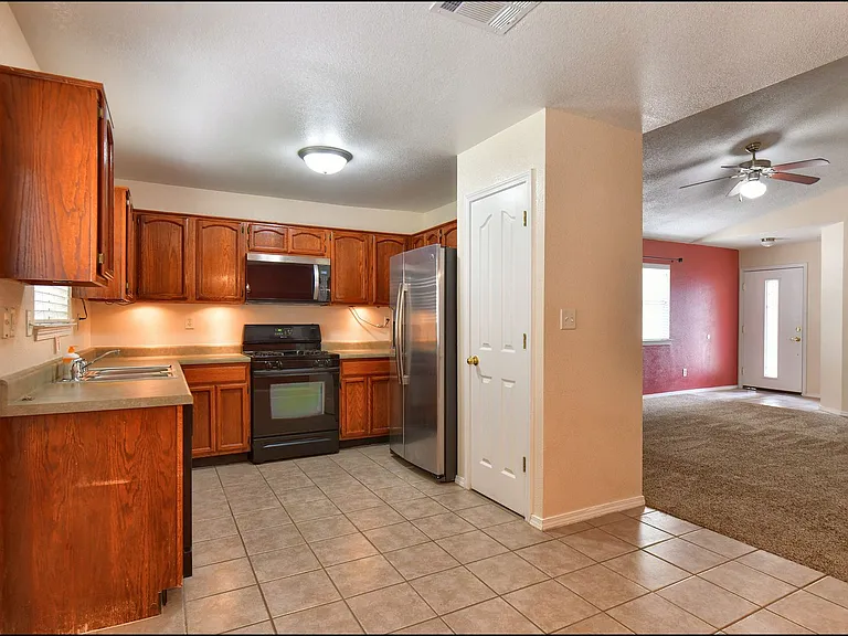 508 Covington Ridge Way — Photo 13