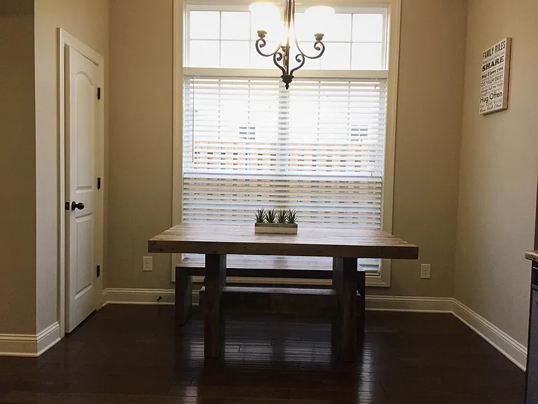324 Evesham Ave — Photo 16