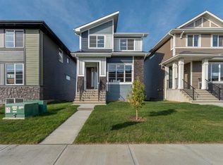 254 S Waterford Rd, Chestermere, AB T1X 2M7
