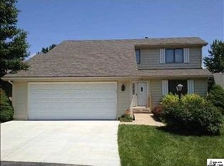 3026 SW Hunters Ln, Topeka, KS 66614