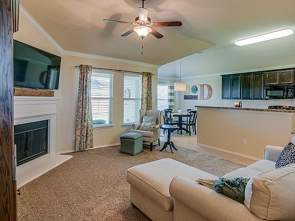 4th image of 14337 Artisan Dr