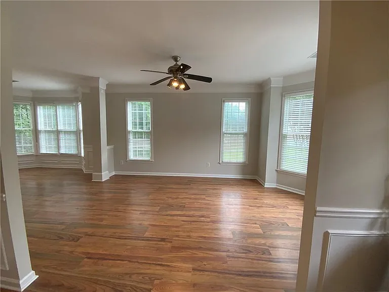 795 Hedgewick Trl — Photo 4