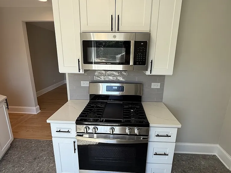 6416 N Richmond St #1B — Photo 10