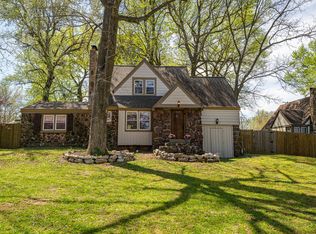 1218 W Linwood St, Springfield, MO 65807