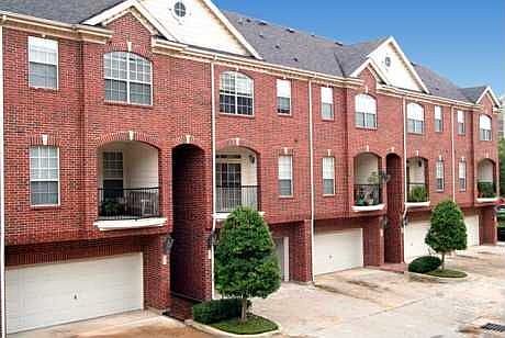 3rd image of 2001 Bering Dr APT 3C